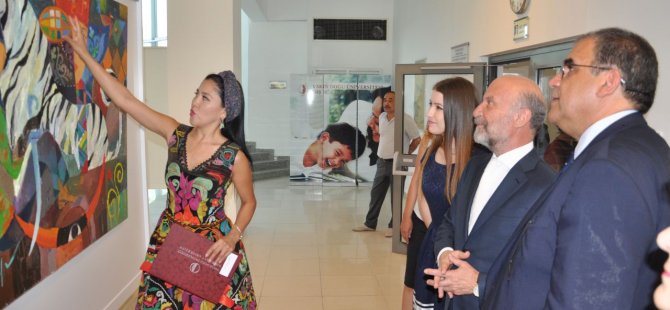 “Kazakistan Sanatçıları Resim Sergisi” Çalışma ve Sosyal Güvenlik Bakanı Faiz Sucuoğlu tarafından açıldı