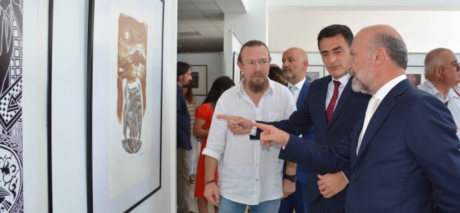 “Türkiye Resim ve Baskı Resim Sanatçıları Sergisi” Tarım ve Doğal Kaynaklar Bakanı Dursun Oğuz tarafından açıldı.