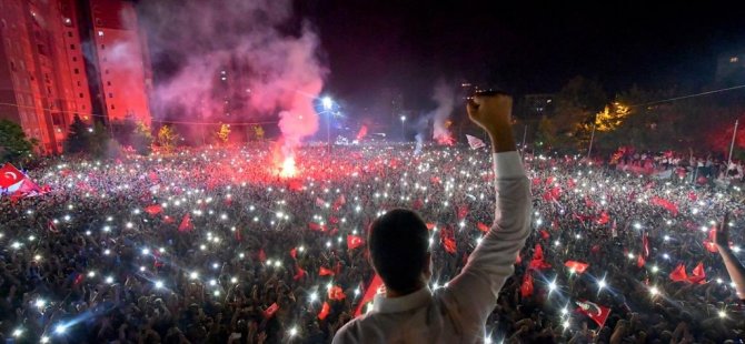 Ekrem İmamoğlu’nun İstanbul Belediye Başkanlığı’na seçilmesi Rum gazetelerinde