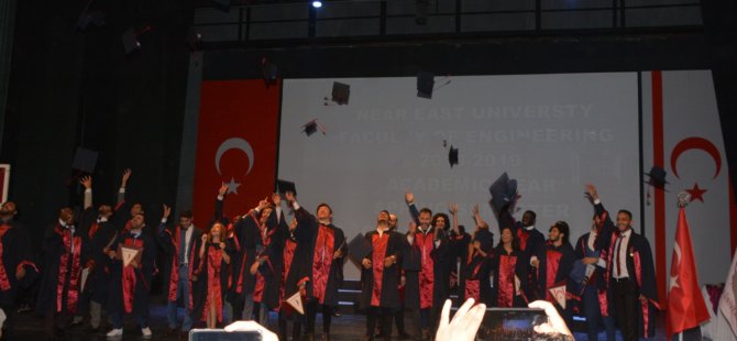 Yakın Doğu Üniversitesi Mühendislik Fakültesi mezunlari diplomalarini aldi