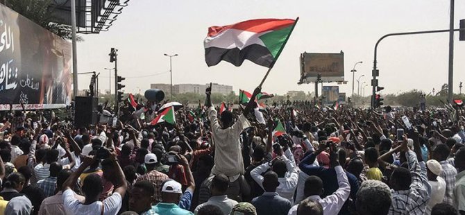 Sudan'da darbe hükümetine karşı "darbe girişimi"