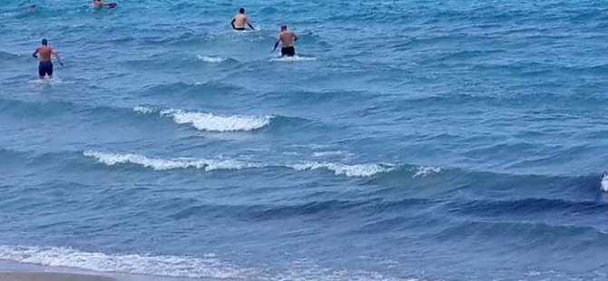 Girne’de 1 kişi denizde boğulma tehlikesi geçirdi