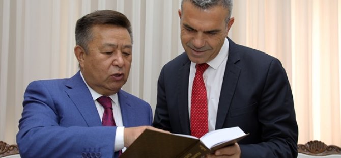 Uluçay, Kırgızistan eski Meclis Başkanı Tursunbekov'u kabul etti