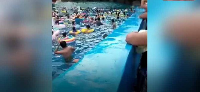 Yapay dalga havuzunda arıza: Tsunami gibi insanlara vurdu, 44 kişi yaralandı (Video)