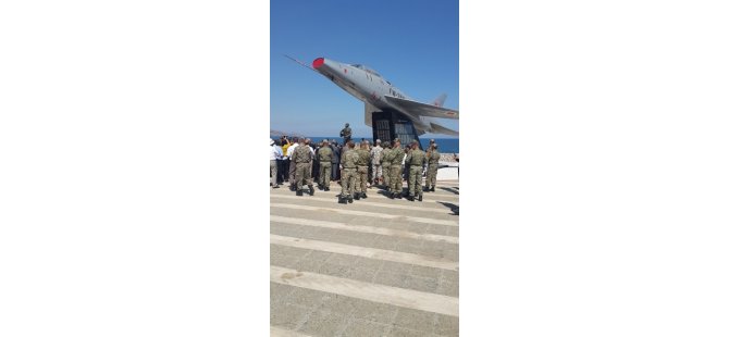 Yenilenen Şehit Pilot Yüzbaşı Cengiz Topel anıtı törenle açıldı