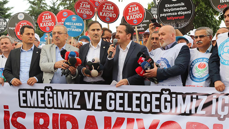 Memur-Sen eyleme gitti, Ankara'da memurlar iş bıraktı