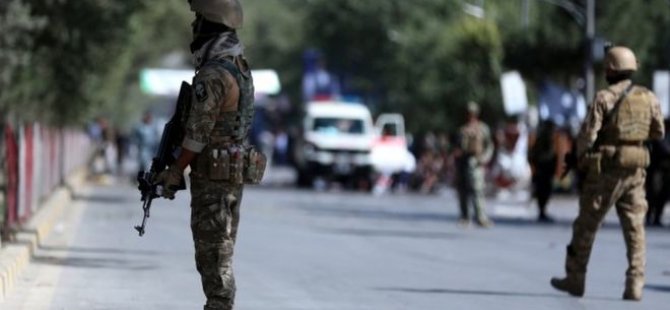 Afganistan'da Cumhurbaşkanı Gani'nin miting yaptığı alanda intihar saldırısı, en az 26 kişi öldü
