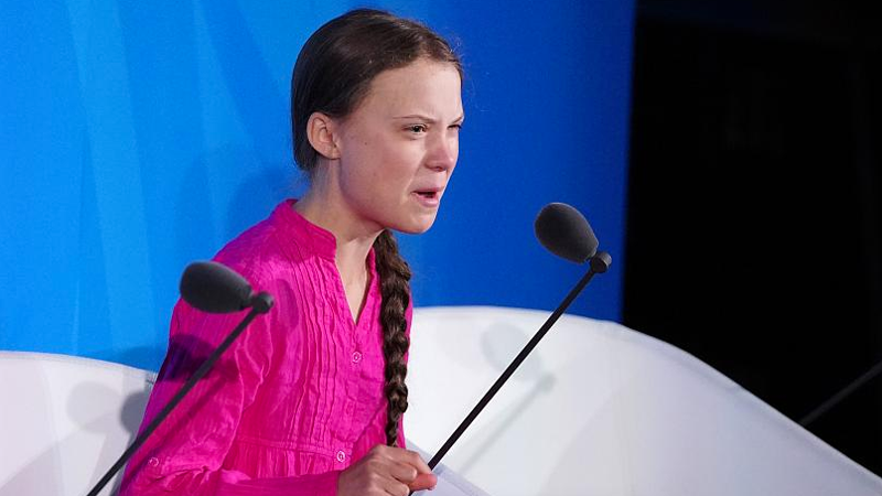 İngiliz kanalındaki Greta Thunberg'le ilgili cinsel espri, Twitter'da hoş karşılanmadı