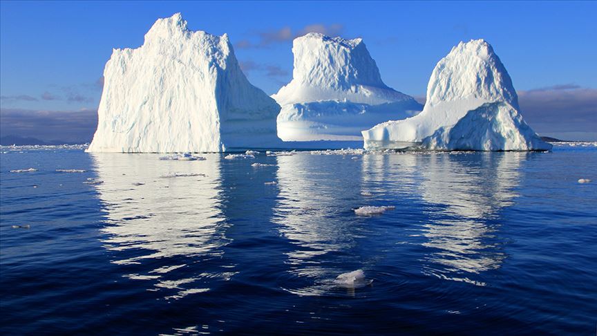 Antarktika'dan 315 milyar tonluk buz dağı koptu