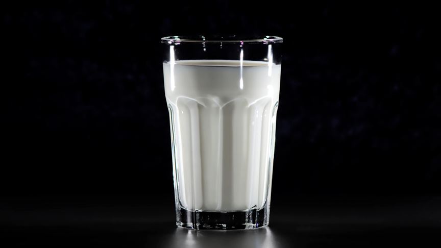 'Çocuklukta süt tüketimi metabolik sendromdan koruyor'