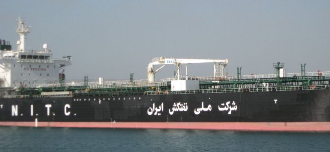 Suudi Arabistan açıklarında patlamalar meydana gelen İran tankerine, 'roket saldırısı düzenlendi'
