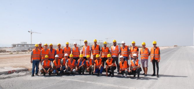 DAÜ BTYO öğrencileri yeni Ercan Havalimanı şantiyesine teknik ziyaret gerçekleştirdi