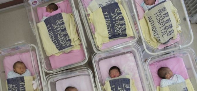 Çin'de 67 yaşındaki kadın doğal yolla hamile kaldı, kız bebek dünyaya getirdi