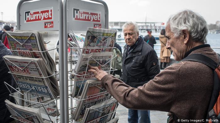 Hürriyet'te 20 gazetecinin işine tebligatla son verildi