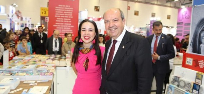 Başbakan Tatar’dan yazar kızına destek