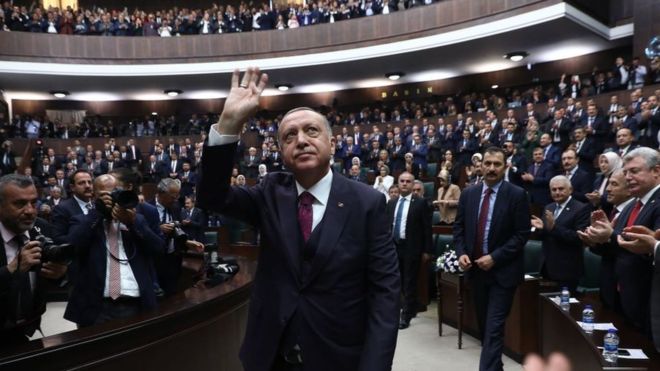 AKP'de il başkanları neden istifa ediyor, kulislerde istifalar nasıl yorumlanıyor?