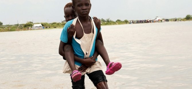 Güney Sudan'da sel 70 can aldı
