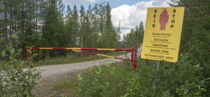 İnsan kaçakçısı göçmenleri kandırmak için sahte Rusya - Finlandiya sınır kapısı kurdu