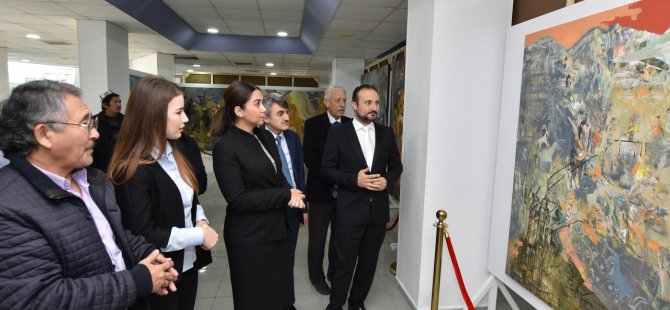 Baybars, KıbrısModern  Sanat Müzesi'nde 2 serginin açılışını yaptı