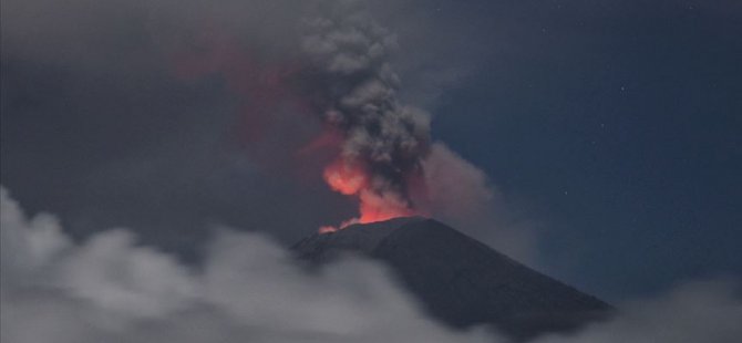 Yeni Zelanda’da Whakaari Yanardağı patladı