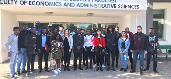 Yakın Doğu Üniversitesi İktisadi ve İdari Bilimler Fakültesi öğrencileri Avrupa Birliği’nin adadaki rolüne ilişkin alan araştırması gerçekleştirdi…