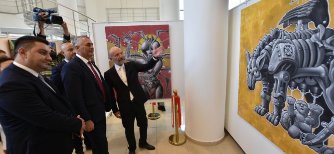 Amcaoğlu, Kıbrıs Modern Sanat Müzesi için hazırlanan sergilerin açılışını yaptı