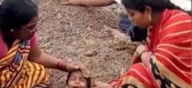 Hindistan’da engelli çocukları toprağa gömüp iyileşmelerini beklediler