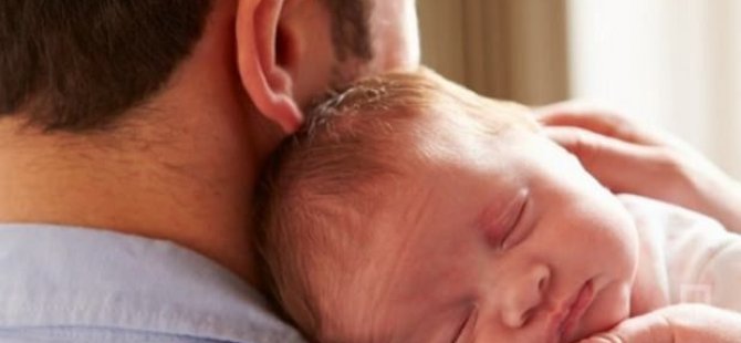 Finlandiya'da babalar da, 7 ay ücretli doğum izni kullanabilecek