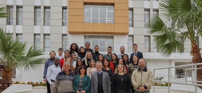 DAÜ Eğitim Fakültesi,  İngiliz Dili Eğitimi Yüksek Lisans Programı  Lefkoşa’da da açılıyor