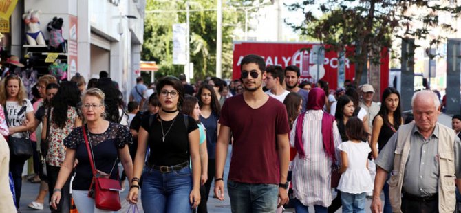 TÜİK: Türkiye’nin yarısı mutlu; oran 17 yılın en düşük seviyesinde