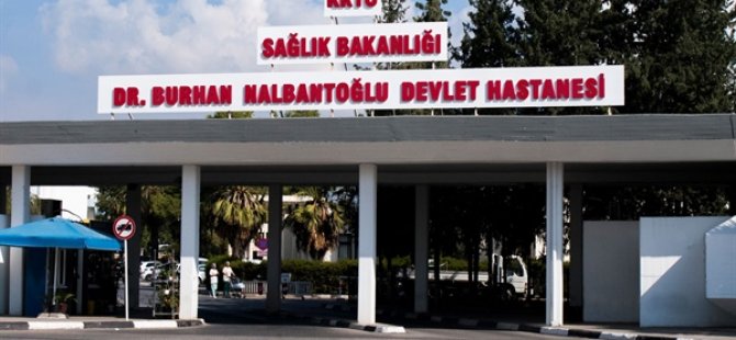 Kıbrıs Türk Emekliler Derneği'nden hastaneye 60 bin TL bağış