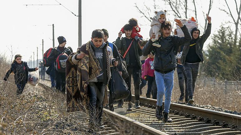 Ankara, BM ve Yunanistan’tan farklı sayılar: Türkiye’den kaç göçmen gitti?