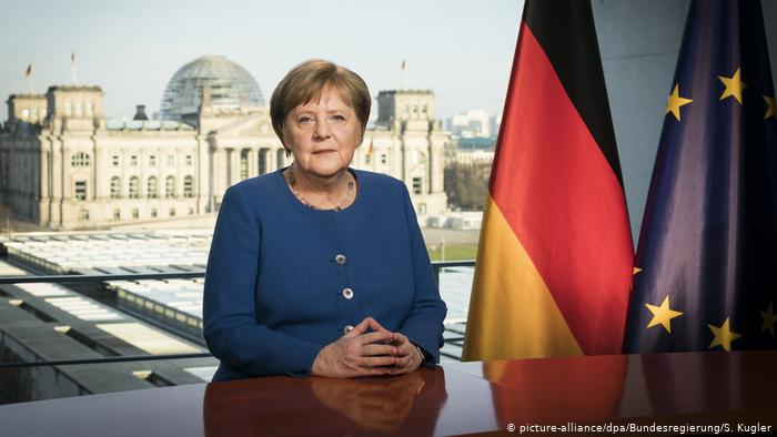 Merkel: Durum ciddi, sizler ciddiye alın