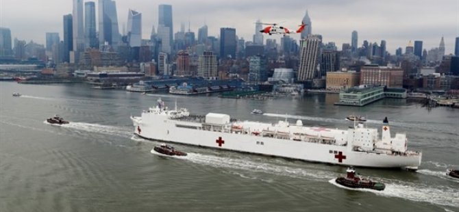 New York Times: Askeri Hastane Gemisine Kovid-19’lu Hastaların Alınmaması Kabul Edilemez