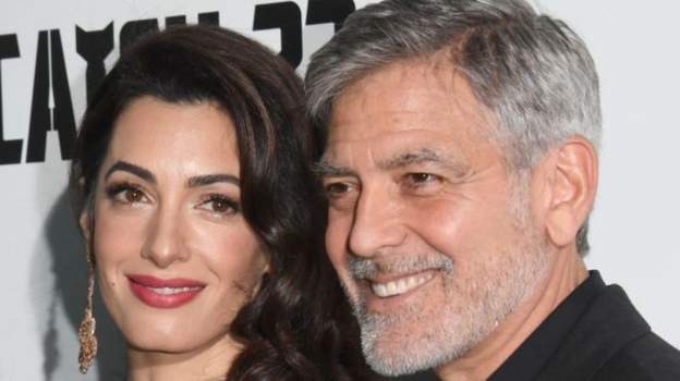 Koronavirüs salgınıyla mücadele için George ve Amal Clooney'den 1 milyon dolar, U2'dan 10 milyon euro bağış
