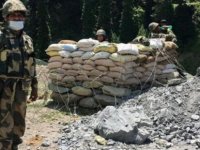 Hindistan ve Çin çatışmaların yaşandığı sınır bölgesinden askerlerini çekiyor