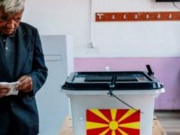 Kuzey Makedonya'da halk erken genel seçim için sandık başında