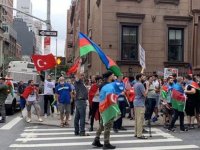 ABD’deki Azeri ve Türk vatandaşlar, New York’ta Ermenistan’ı protesto etti