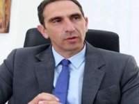 Rum Sağlık Bakanı önce 'Covid aşısı zorunlu olmalı' dedi, sonra geri adım attı