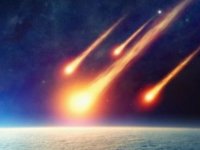 İki Hintli kız çocuğu Dünya’ya yaklaşan bir asteroit keşfetti