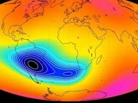 NASA, Dünya'nın Manyetik Alanındaki Çökmenin Büyüdüğünü Açıkladı