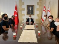 Cumhurbaşkanı Akıncı Birleşik Krallık Kıbrıs Türk Öğrenci Federasyonu Yetkililerini Kabul Etti