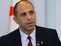 Özersay: "Yamalı Bohça Hükümet İçin İstifa Ettiler"