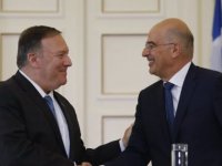 ABD Dışişleri Bakanı Pompeo Yunanistan'da Mevkidaşı Dendias İle Görüştü