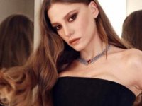 Serenay Sarıkaya'nın göğüslerine estetik yaptırdığı hastaneden açıklama geldi