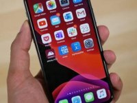 Apple, iPhone 11'lerin ekranını ücretsiz değiştirecek