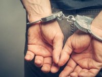 Girne’de kumarhanede unutulan telefonu çalan şahıs tutuklandı