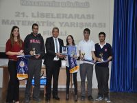 DAÜ 21. Liselerarası Matematik Yarışması’nı  Bülent Ecevit Anadolu Lisesi Kazandı