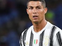 Cristiano Ronaldo, iki kulüp arasında karar verecek