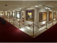 Cumhurbaşkanı Ersin Tatar’ın açılışını yaptığı Güzel Sanatlar Şubat Sergisi, 20 Haziran’a kadar Yakın Doğu Üniversitesi Hastanesi Sergi Salonunda ziyarete açık olacak.